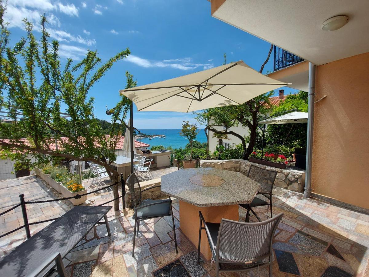 Apartamento Sea & Honey Krk Town Exterior foto