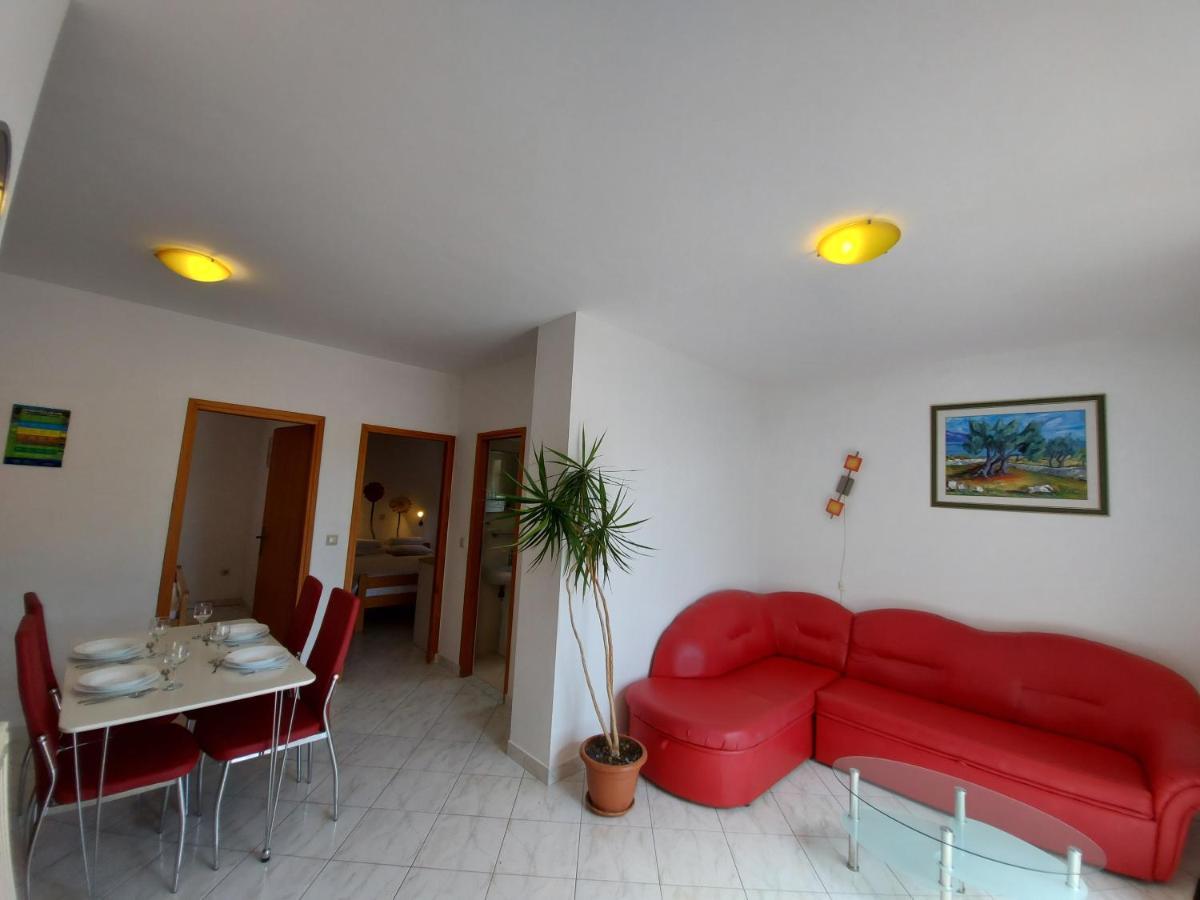 Apartamento Sea & Honey Krk Town Exterior foto