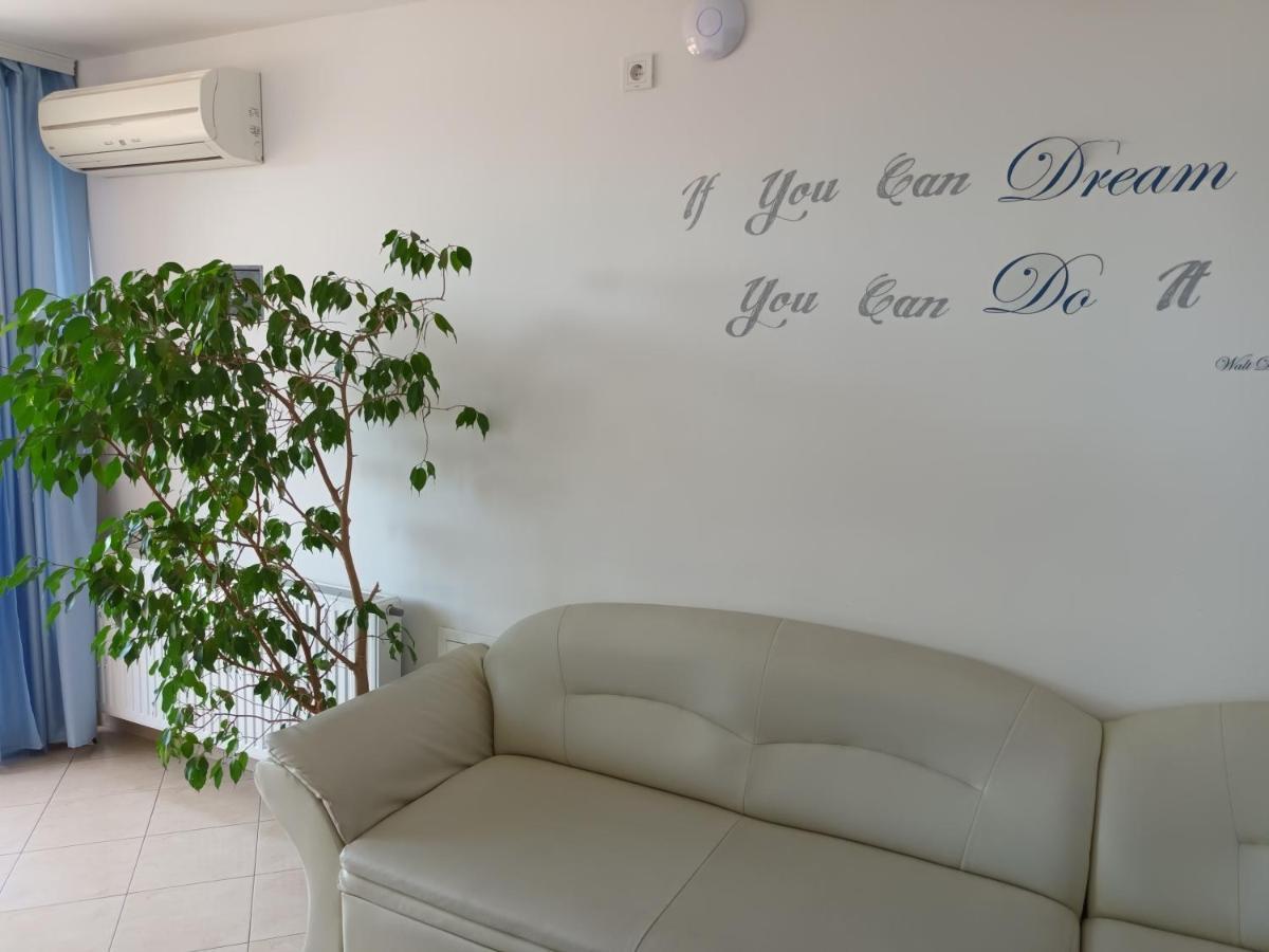 Apartamento Sea & Honey Krk Town Exterior foto