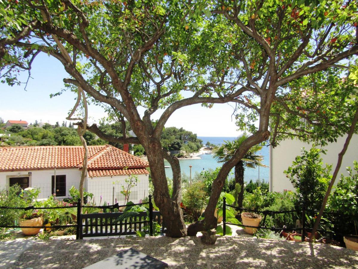 Apartamento Sea & Honey Krk Town Exterior foto