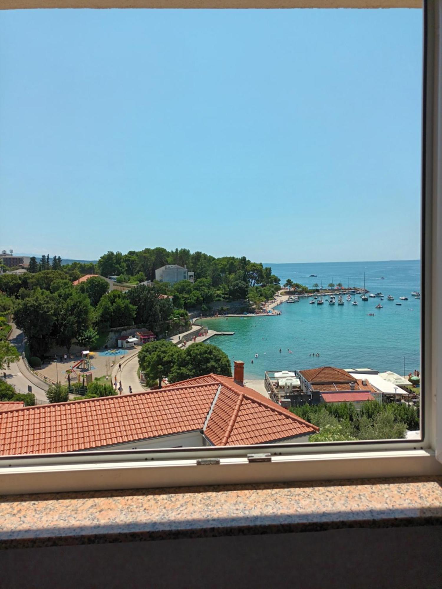 Apartamento Sea & Honey Krk Town Exterior foto