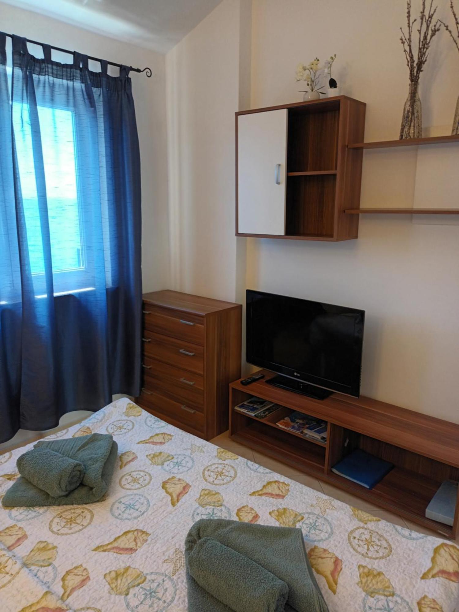 Apartamento Sea & Honey Krk Town Exterior foto