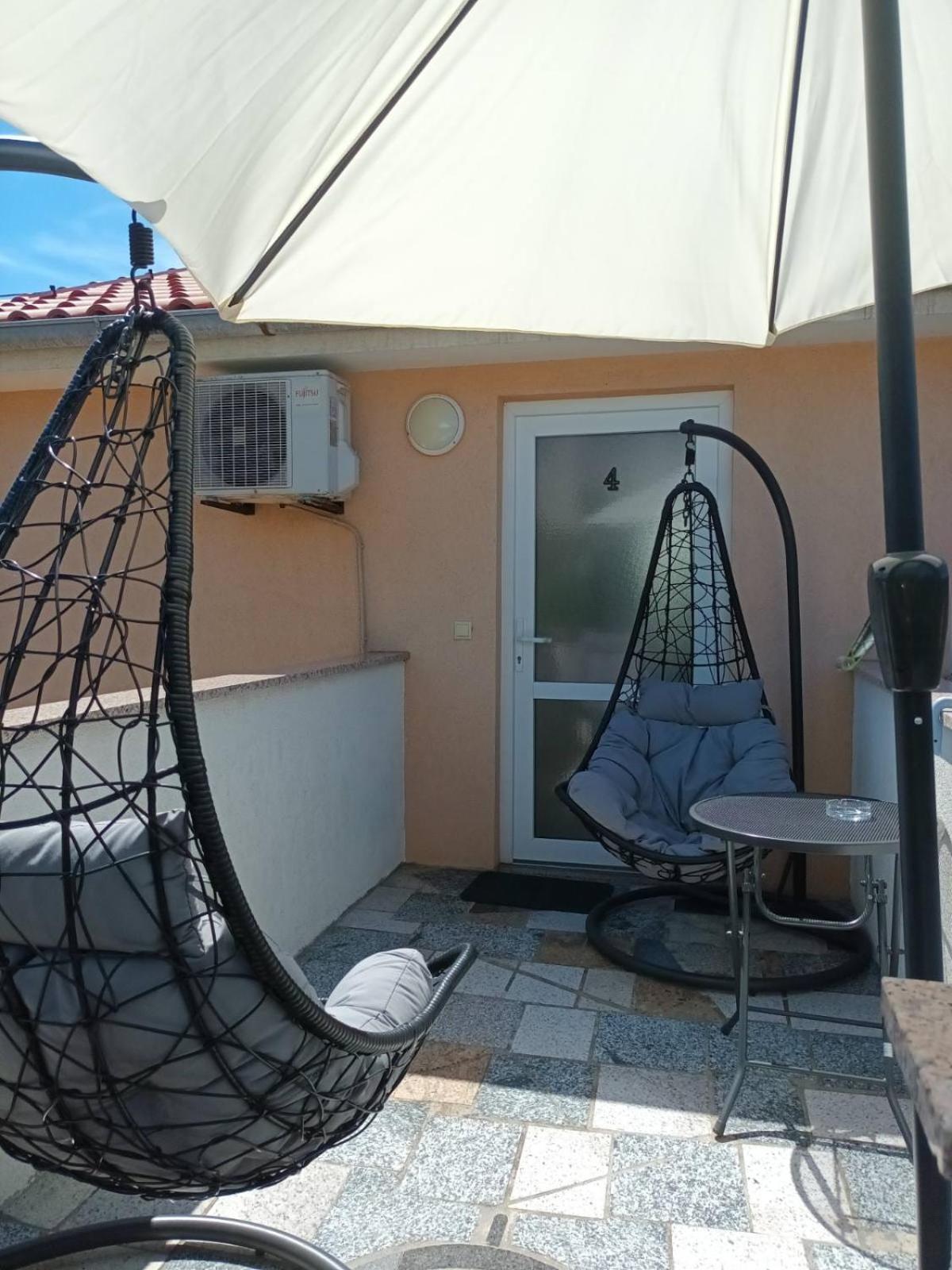 Apartamento Sea & Honey Krk Town Exterior foto